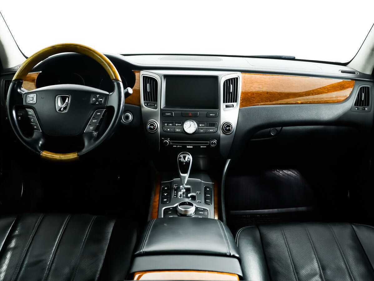 Купить Hyundai Equus с пробегом. Фото: #8