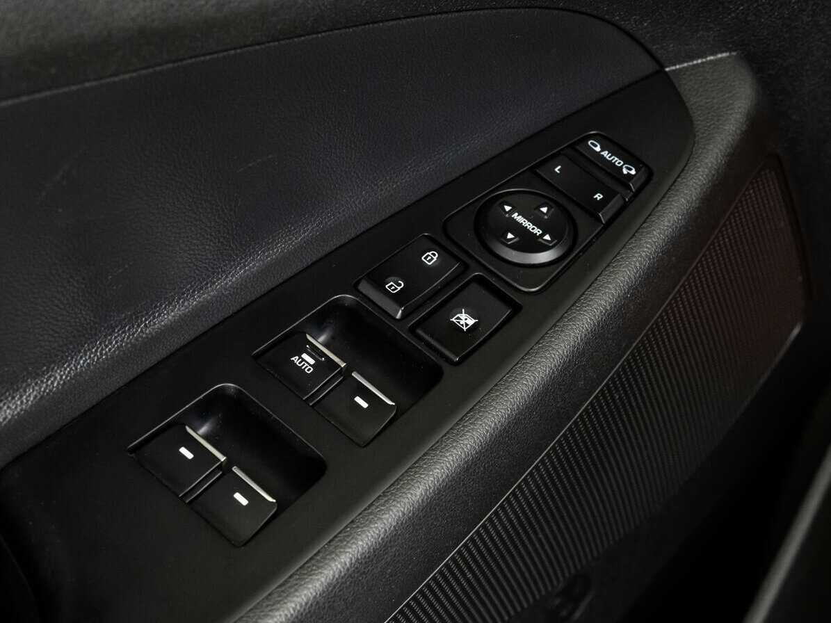 Купить Hyundai Tucson с пробегом. Фото: #17