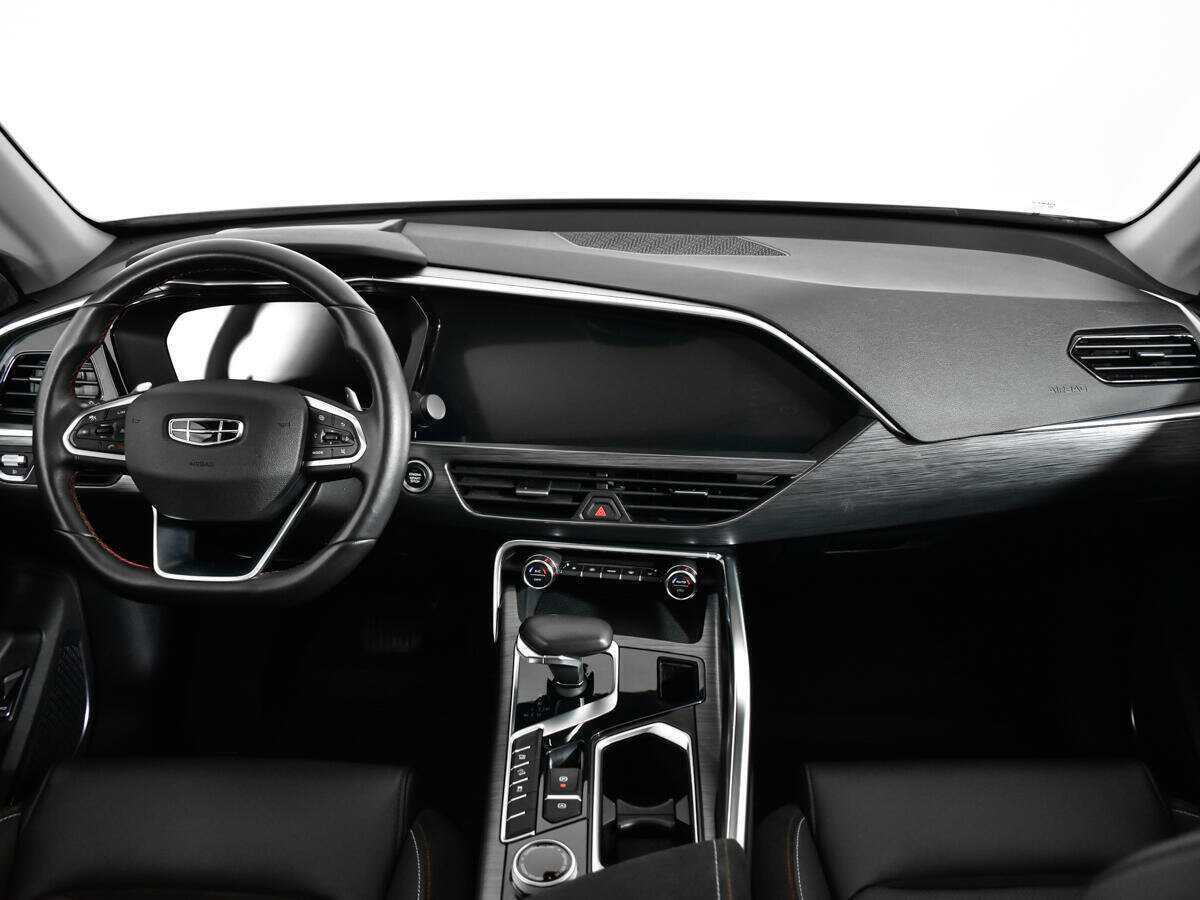 Купить Geely Tugella с пробегом. Фото: #11