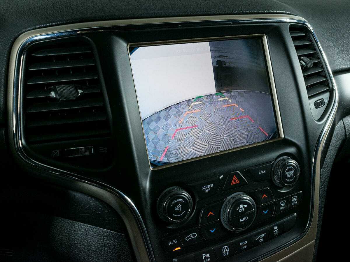 Купить Jeep Grand Cherokee с пробегом. Фото: #17