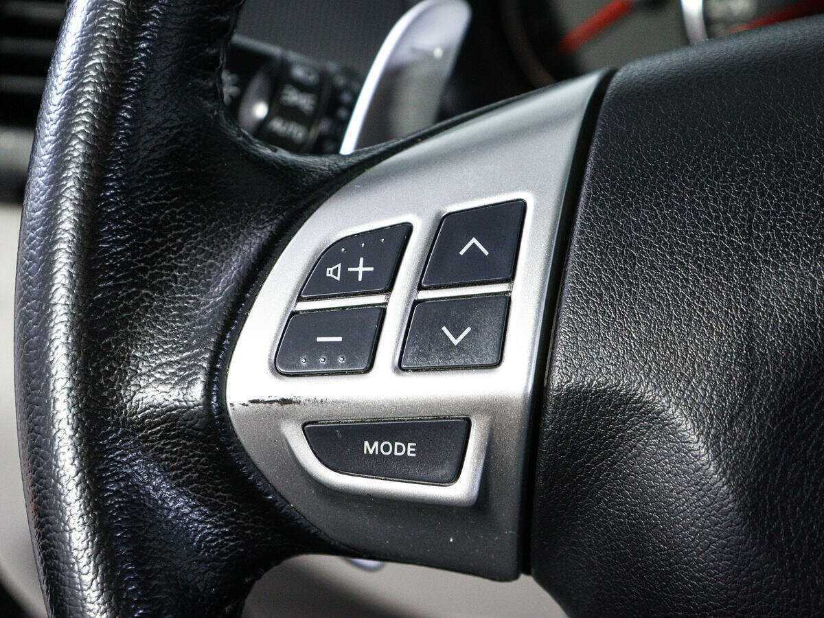 Купить Mitsubishi Pajero Sport с пробегом. Фото: #13