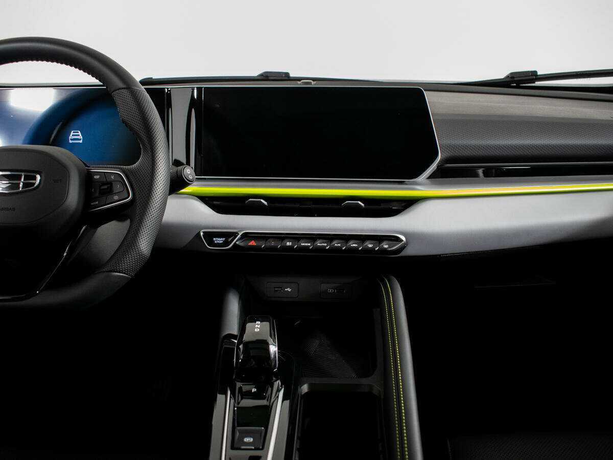 Купить Geely Coolray с пробегом. Фото: #8