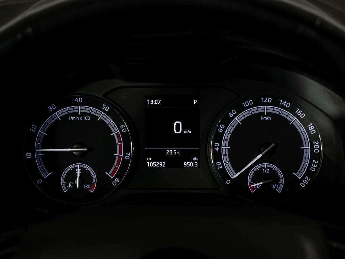 Купить Skoda Karoq с пробегом. Фото: #9