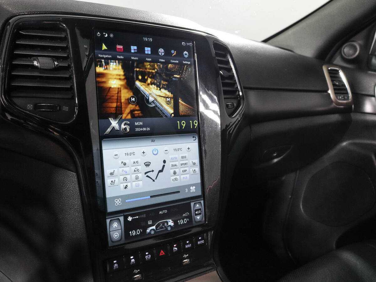 Купить Jeep Grand Cherokee с пробегом. Фото: #13