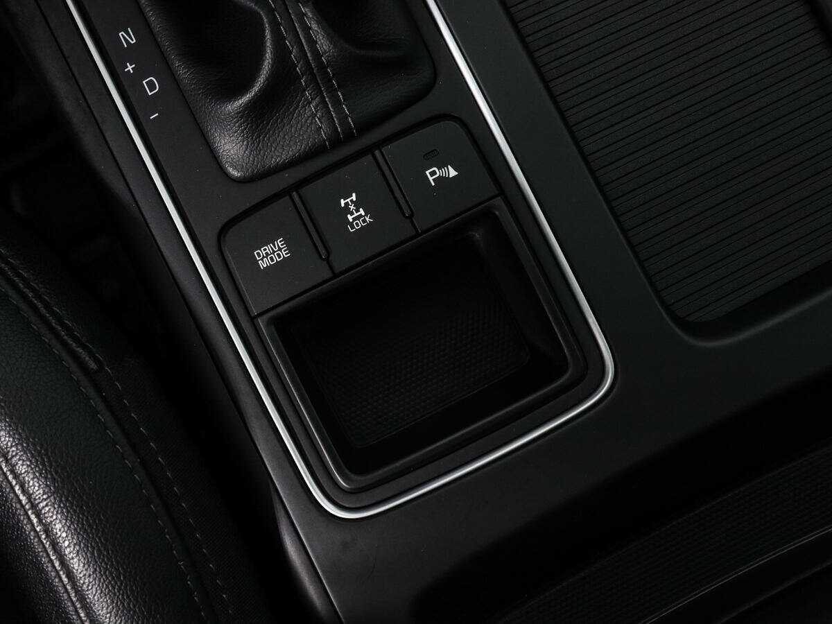 Купить Kia Sorento с пробегом. Фото: #11