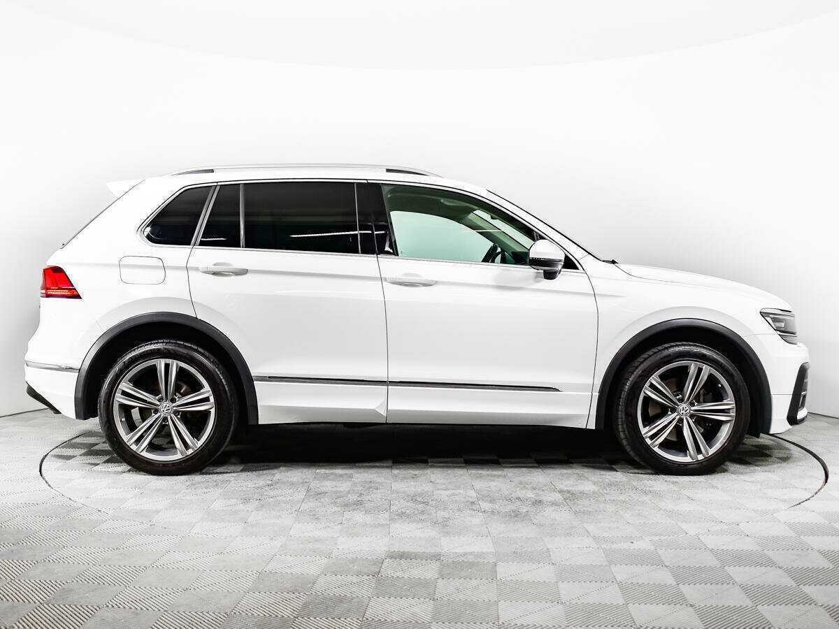 Купить Volkswagen Tiguan с пробегом. Фото: #3