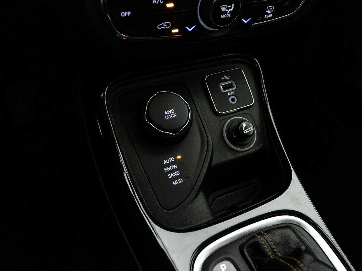 Купить Jeep Compass с пробегом. Фото: #16