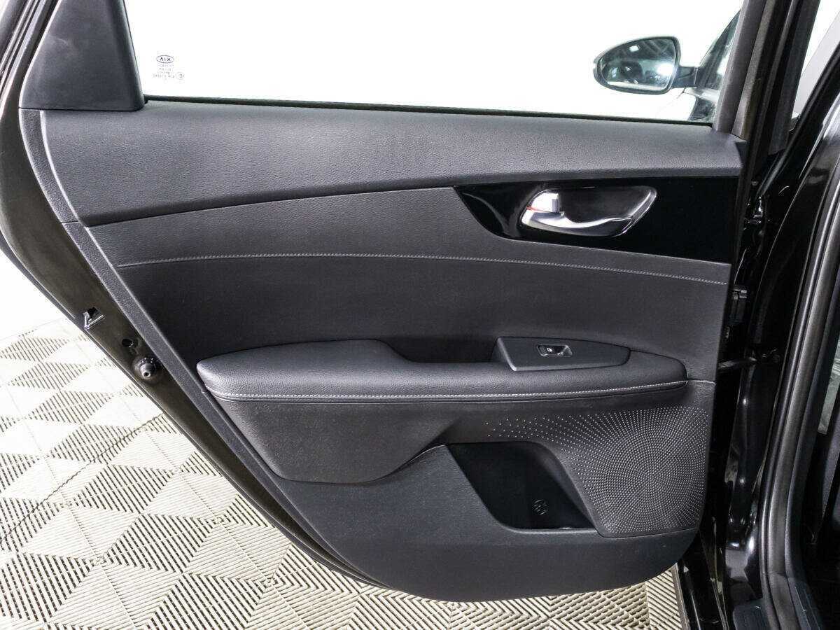 Купить Kia Cerato с пробегом. Фото: #22