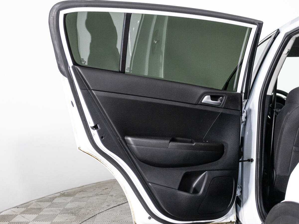 Купить Kia Sportage с пробегом. Фото: #24
