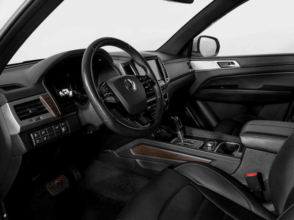 Купить SsangYong Rexton с пробегом. Фото: #14