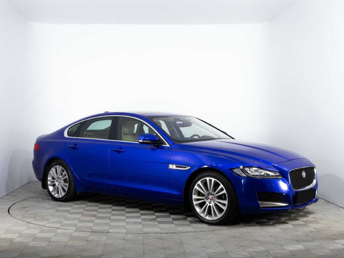 Купить Jaguar XF с пробегом. Фото: #2