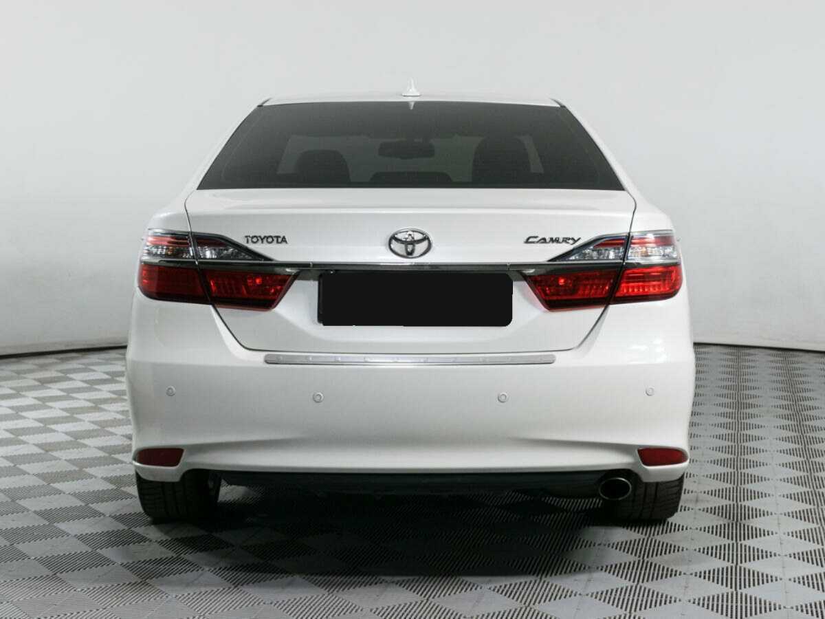 Купить Toyota Camry с пробегом. Фото: #4