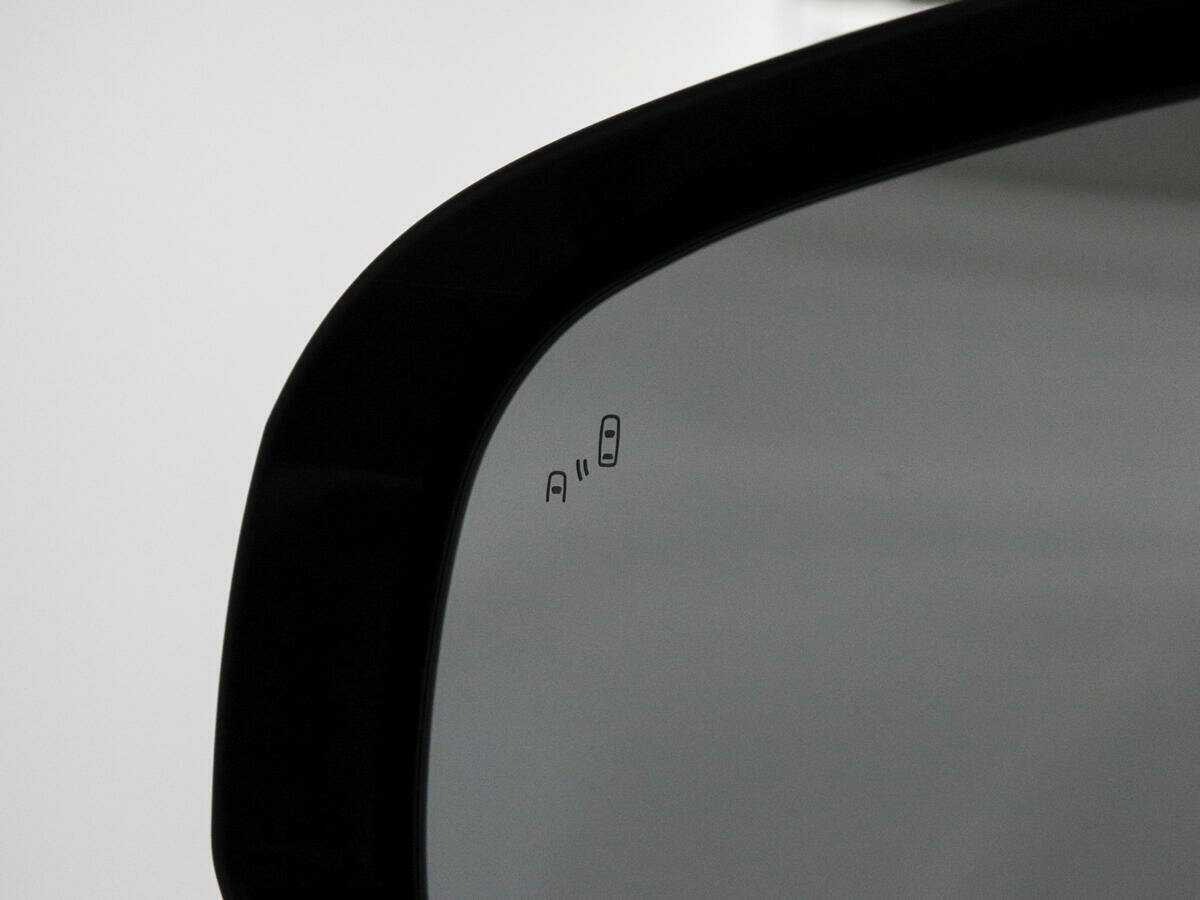 Купить Mitsubishi Outlander с пробегом. Фото: #15