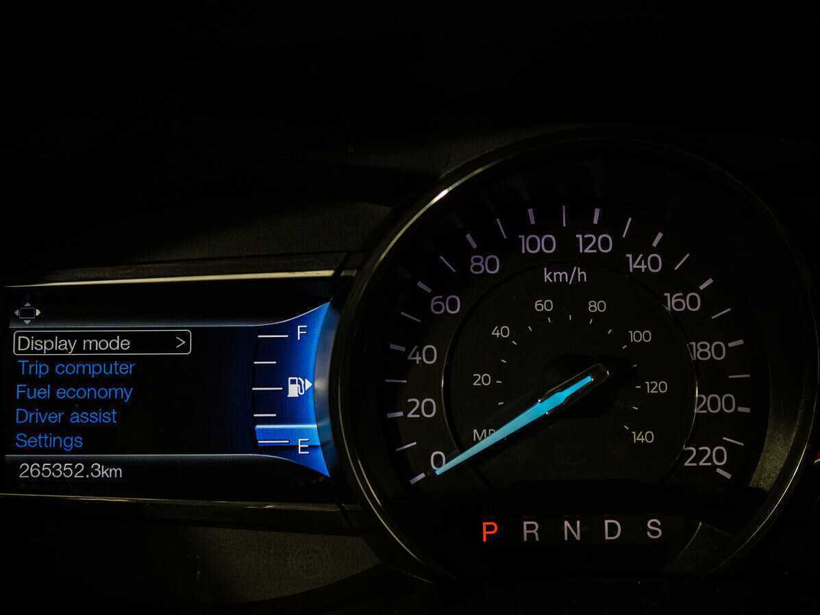 Купить Ford Explorer с пробегом. Фото: #13