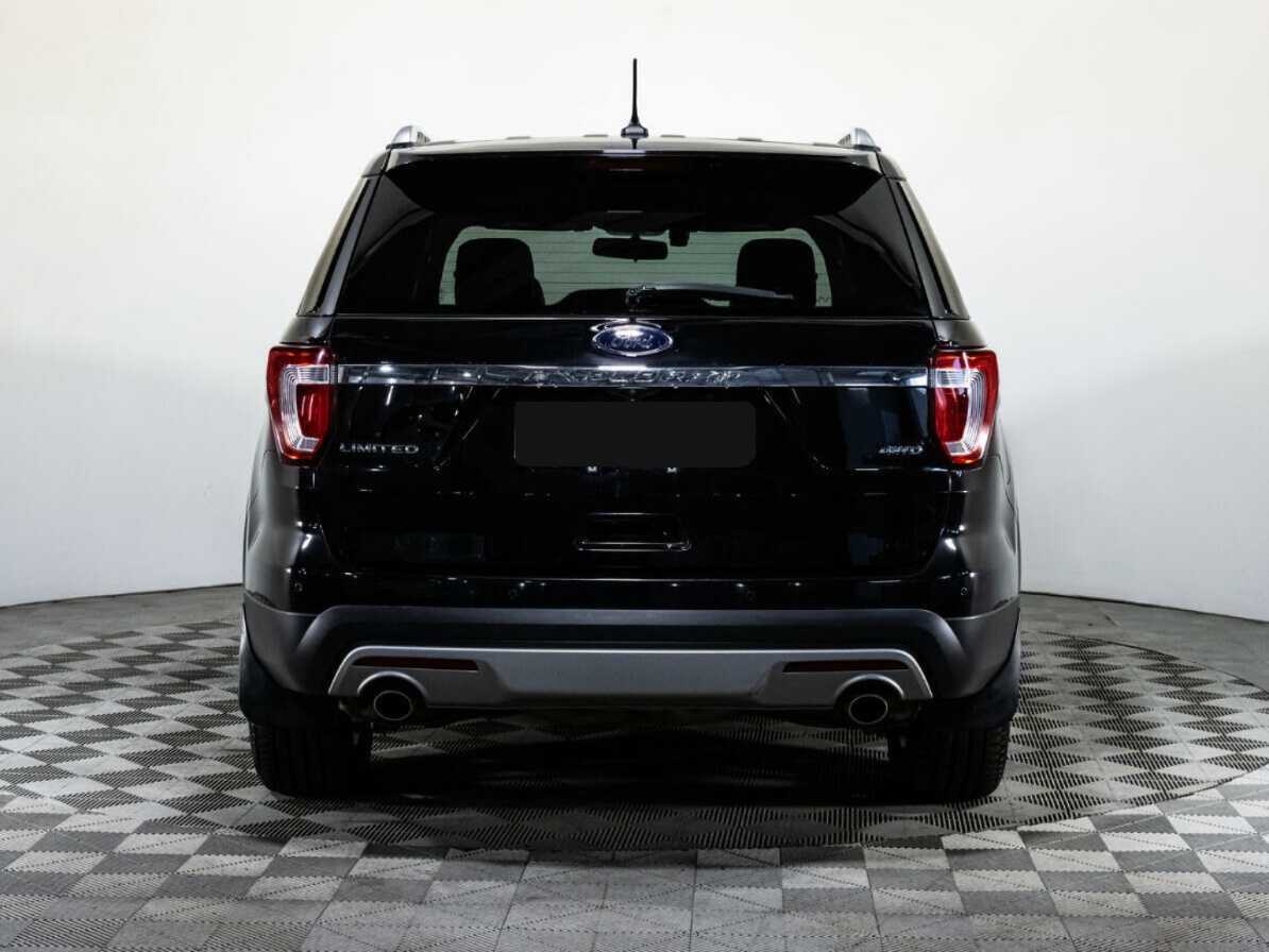 Купить Ford Explorer с пробегом. Фото: #4