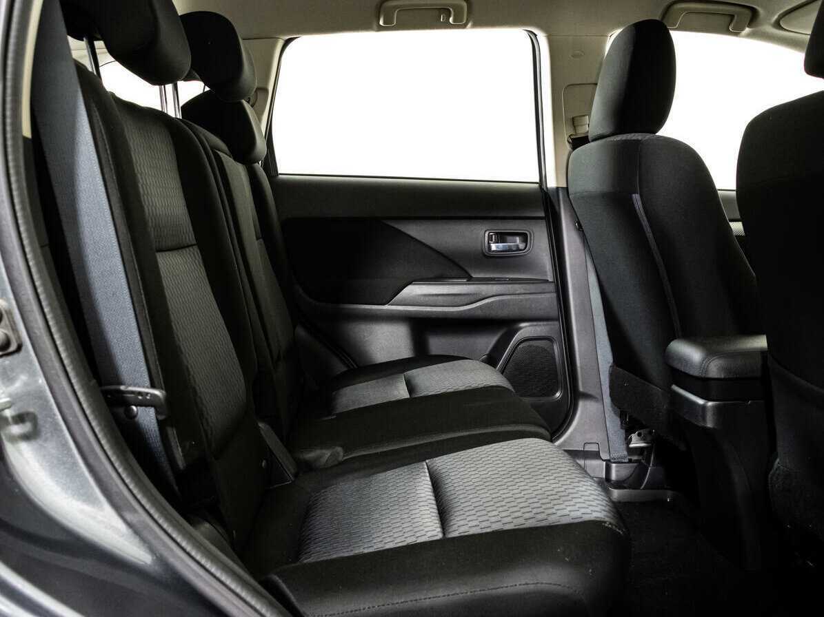 Продажа Б/У Митсубиши Оутлэндер. Фото: #9