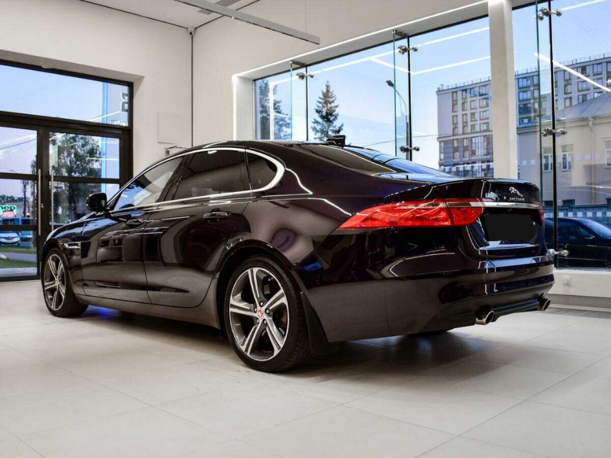 Купить Jaguar XF с пробегом. Фото: #3