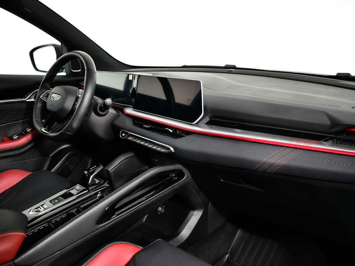 Купить Geely Coolray с пробегом. Фото: #8