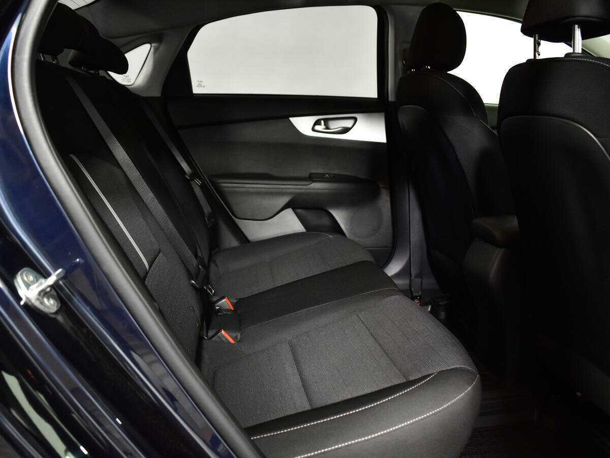 Купить Kia Cerato с пробегом. Фото: #9