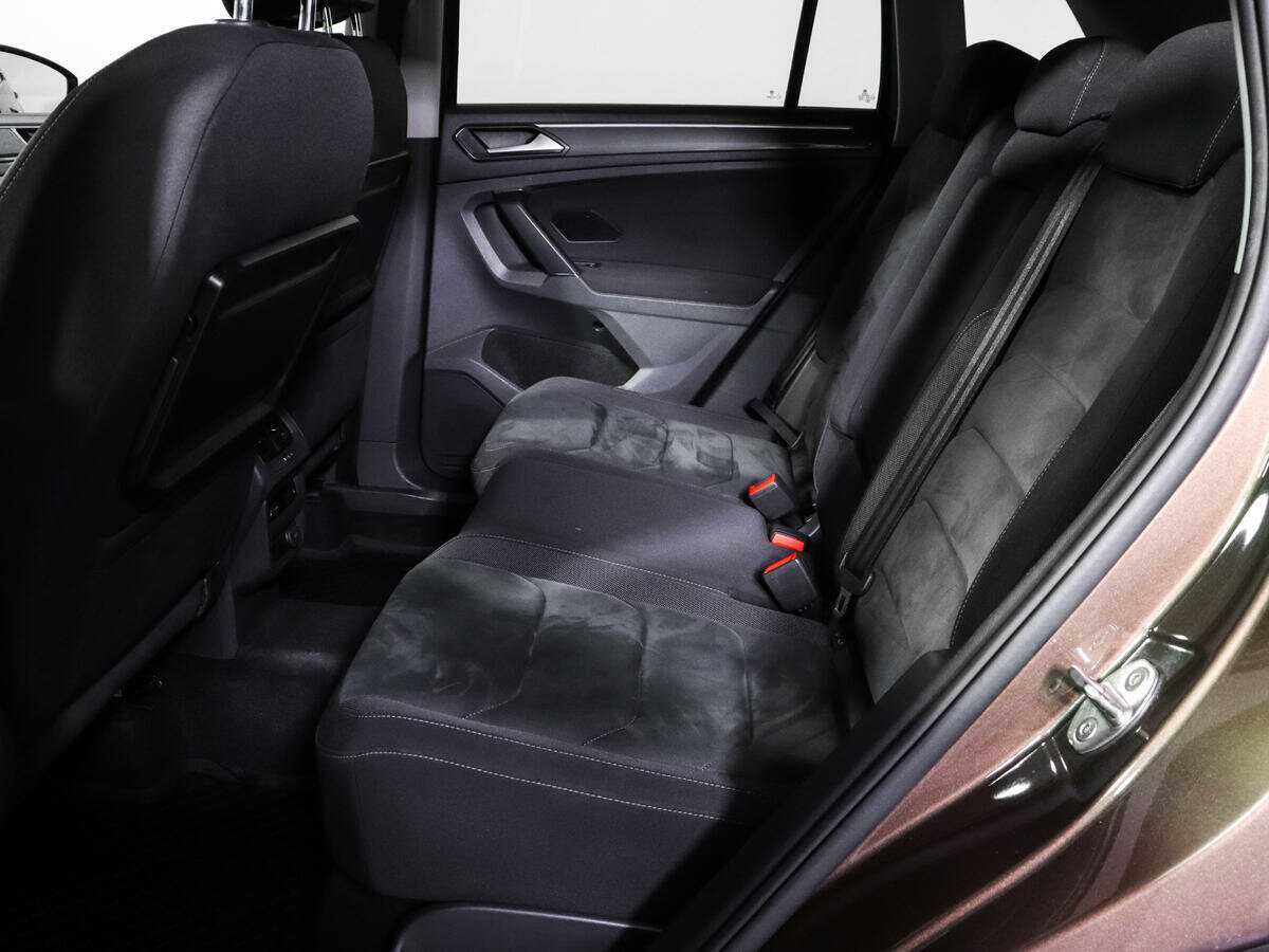 Купить Volkswagen Tiguan с пробегом. Фото: #7