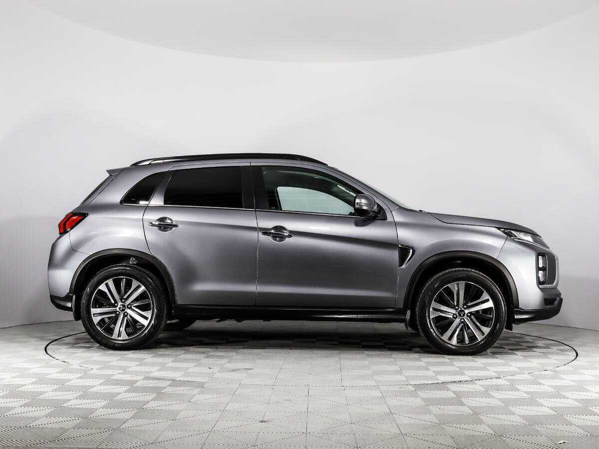 Купить Mitsubishi ASX с пробегом. Фото: #3