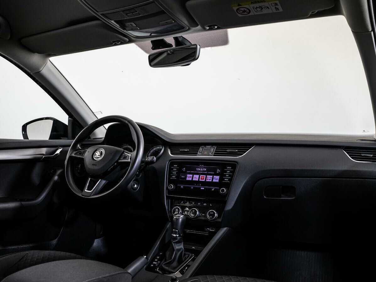 Купить Skoda Octavia с пробегом. Фото: #8
