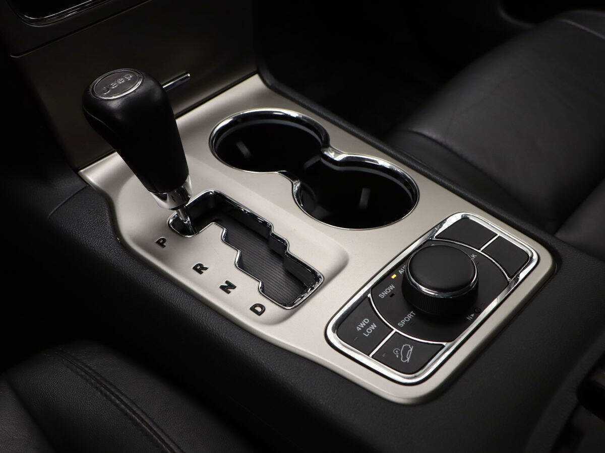 Купить Jeep Grand Cherokee с пробегом. Фото: #13