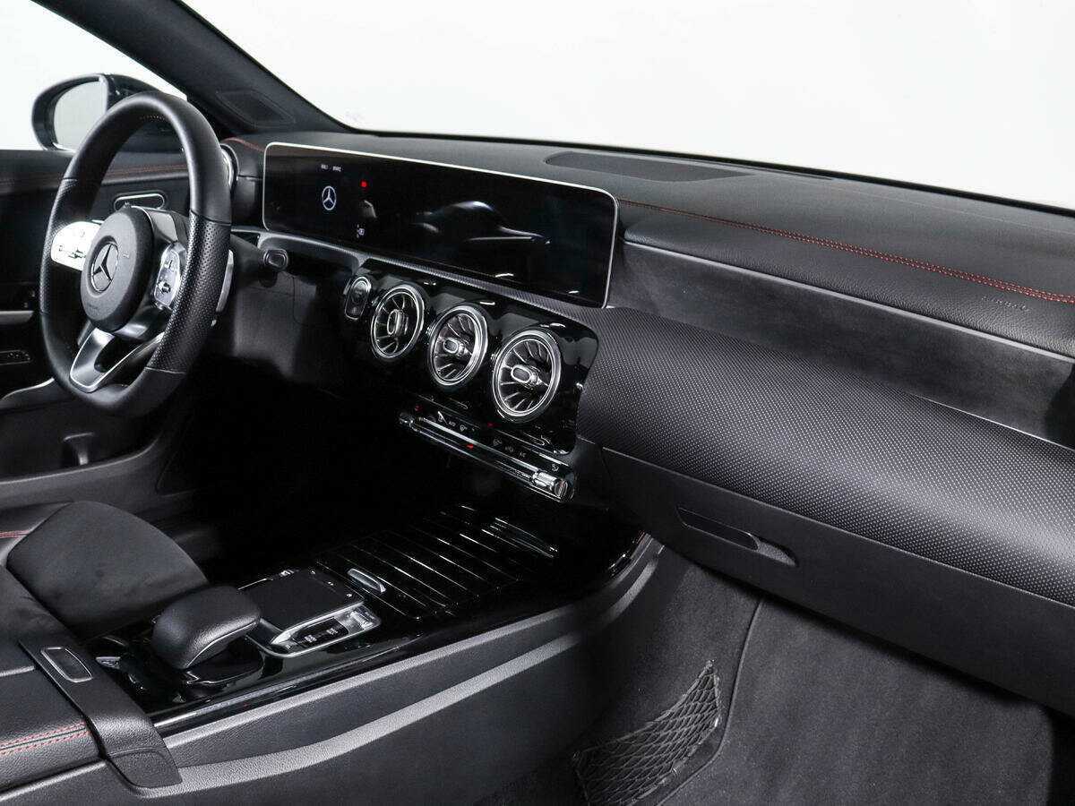 Купить Mercedes-Benz CLA с пробегом. Фото: #8