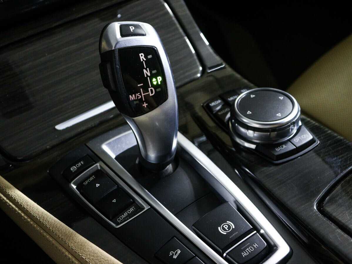 Купить BMW 5 серии с пробегом. Фото: #19