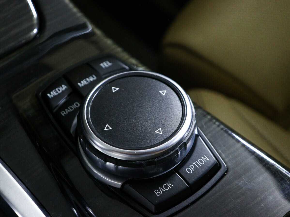 Купить BMW 5 серии с пробегом. Фото: #21