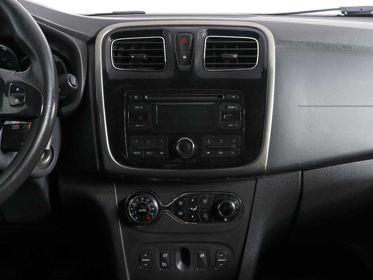 Продажа Б/У Рено Сандеро. Фото: #12