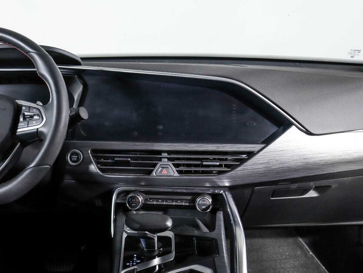 Купить Geely Tugella с пробегом. Фото: #10