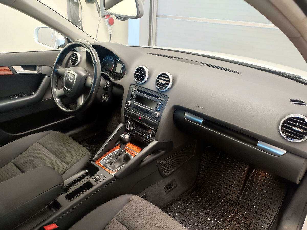 Купить Audi A3 с пробегом. Фото: #6