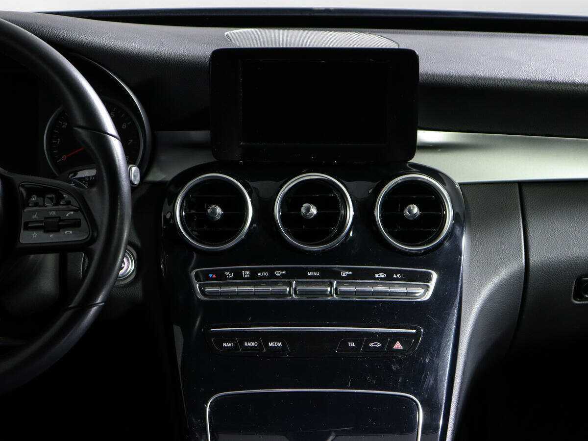 Купить Mercedes-Benz C-Класс с пробегом. Фото: #9