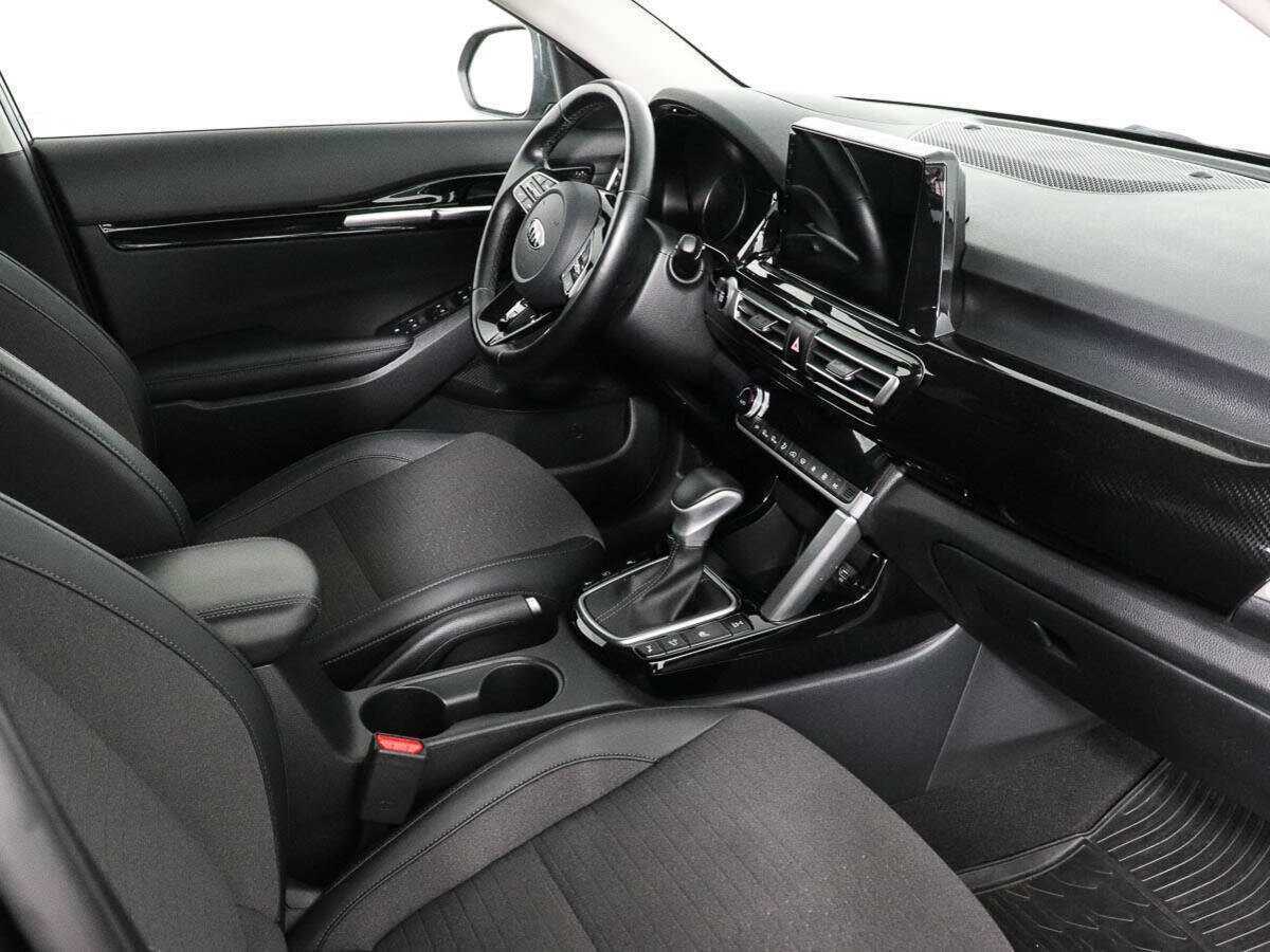 Купить Kia Seltos с пробегом. Фото: #6