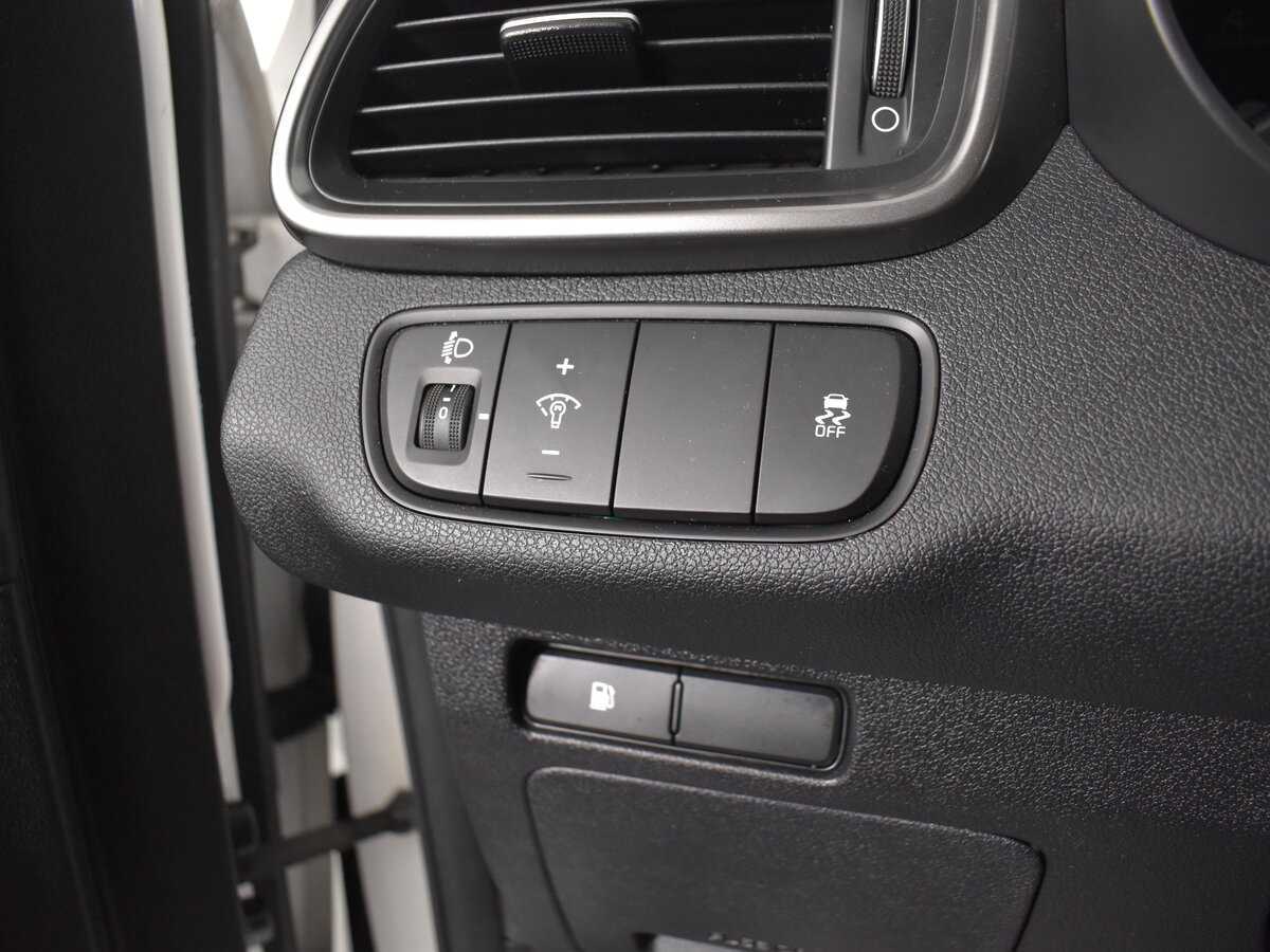 Купить Kia Sorento с пробегом. Фото: #13