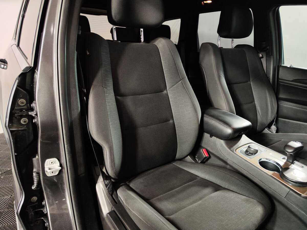 Купить Jeep Grand Cherokee с пробегом. Фото: #22