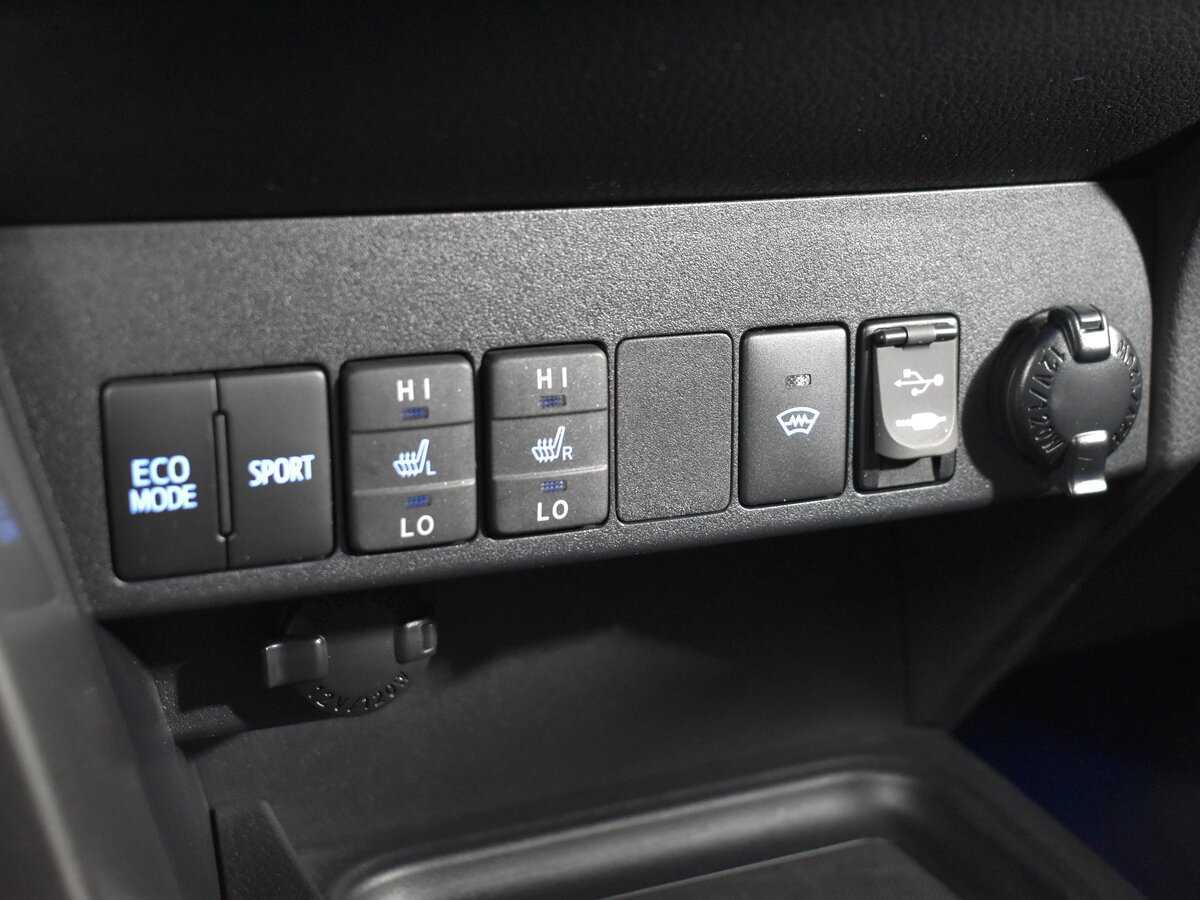 Купить Toyota RAV4 с пробегом. Фото: #16