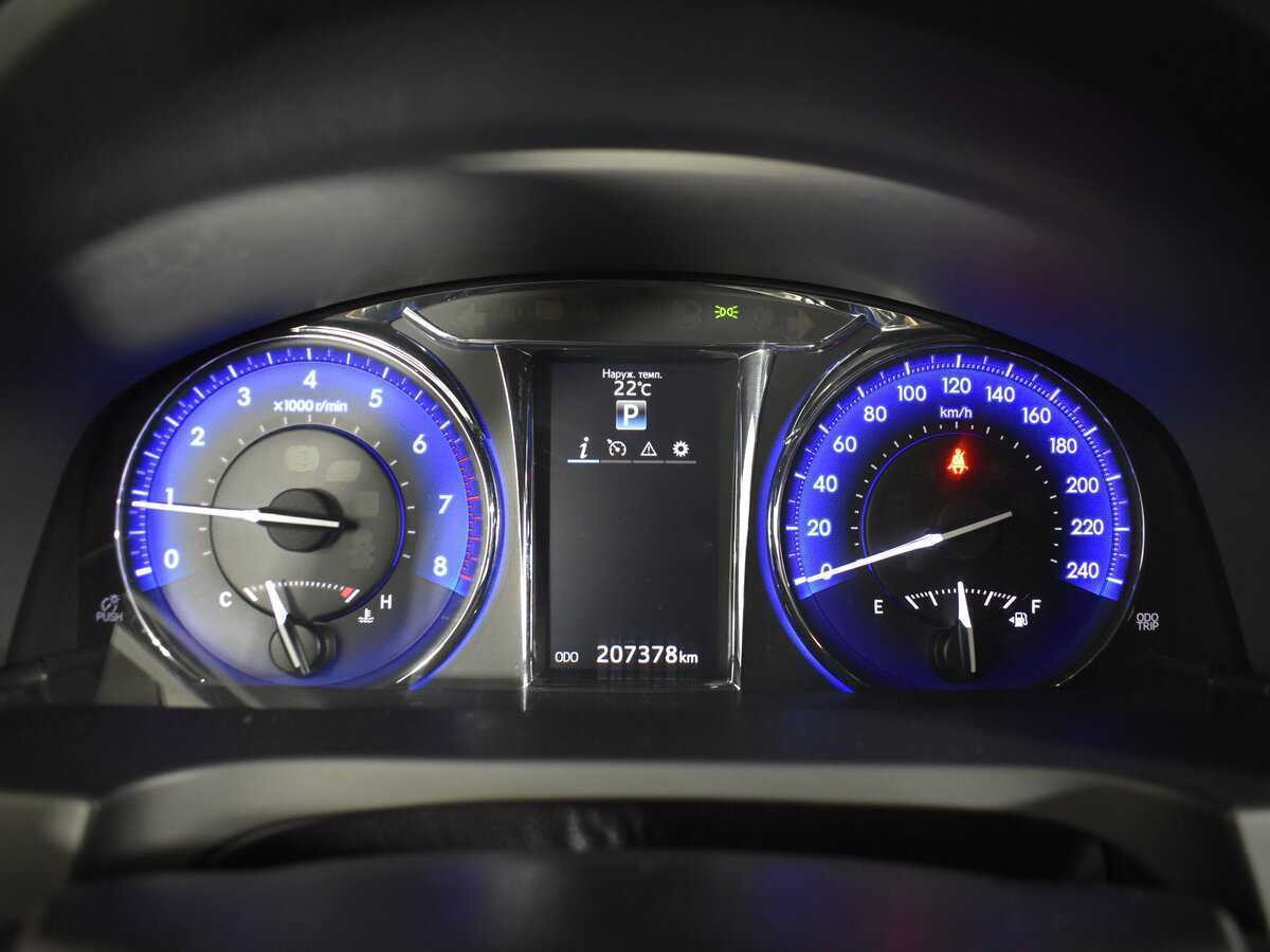 Купить Toyota Camry с пробегом. Фото: #14