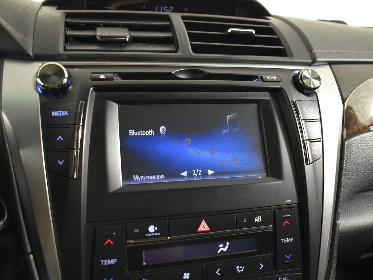 Купить Toyota Camry с пробегом. Фото: #18