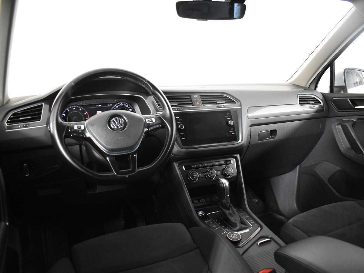 Купить Volkswagen Tiguan с пробегом. Фото: #12