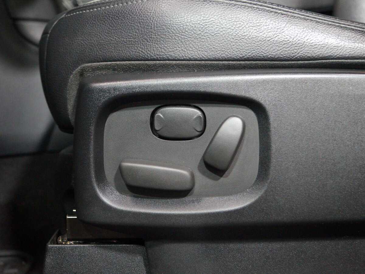 Купить Land Rover Discovery с пробегом. Фото: #16