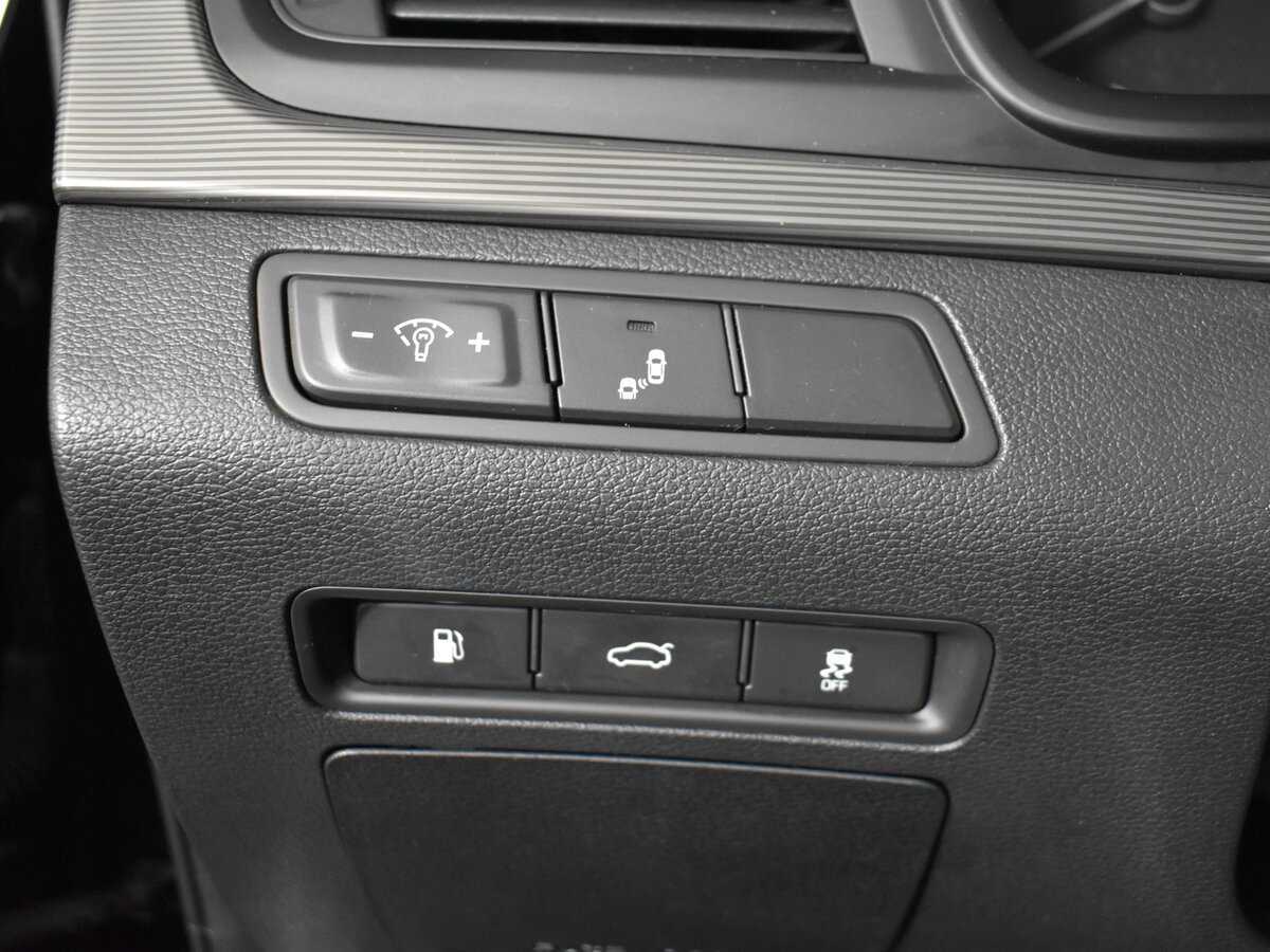 Купить Hyundai Sonata с пробегом. Фото: #9