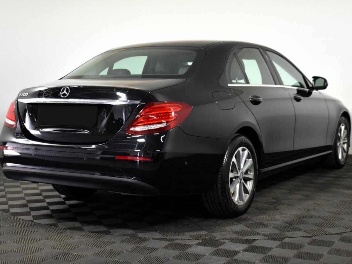 Купить Mercedes-Benz E-Класс с пробегом. Фото: #3