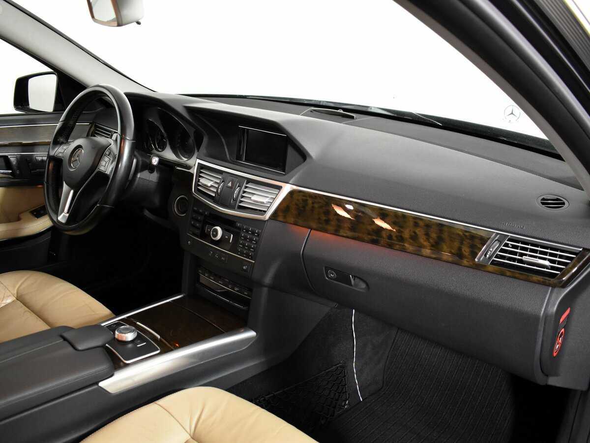 Купить Mercedes-Benz E-Класс с пробегом. Фото: #16