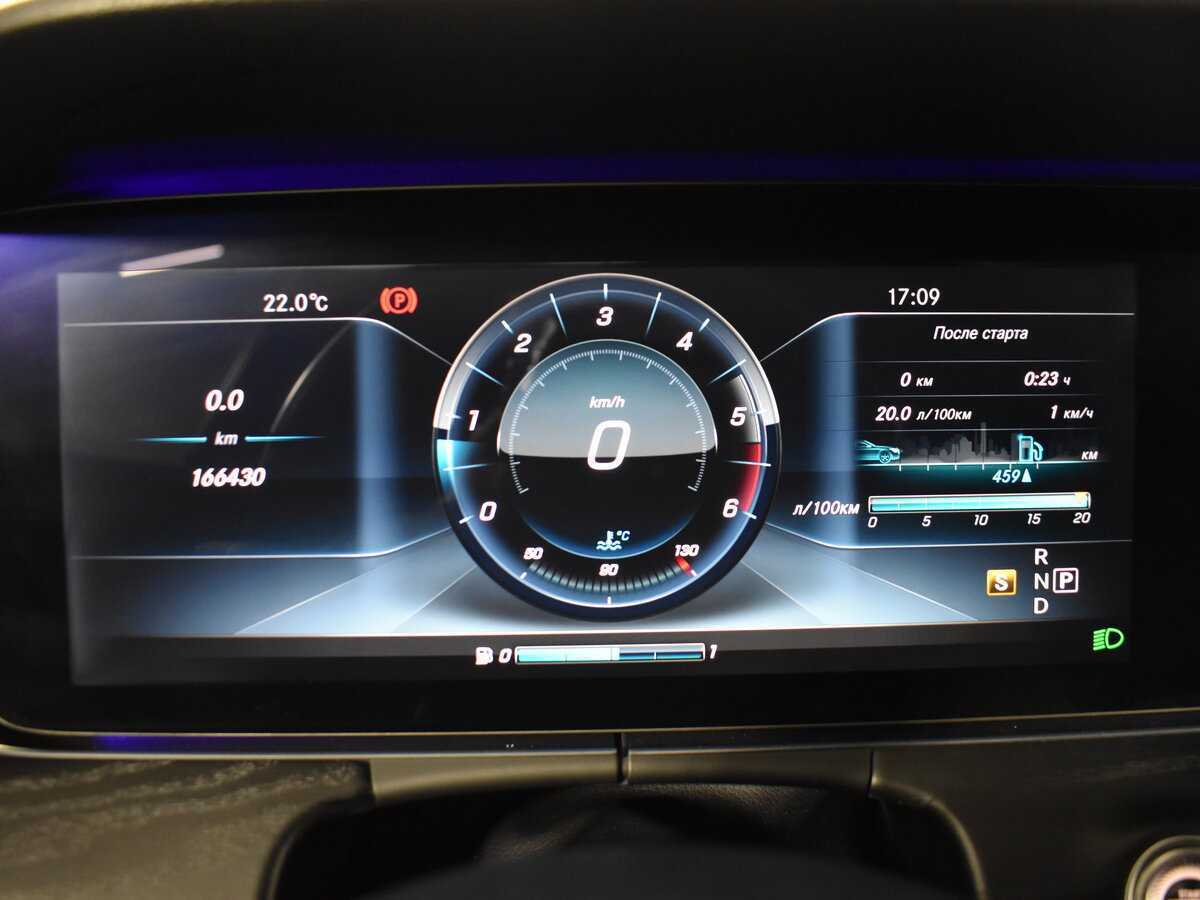 Купить Mercedes-Benz E-Класс с пробегом. Фото: #14