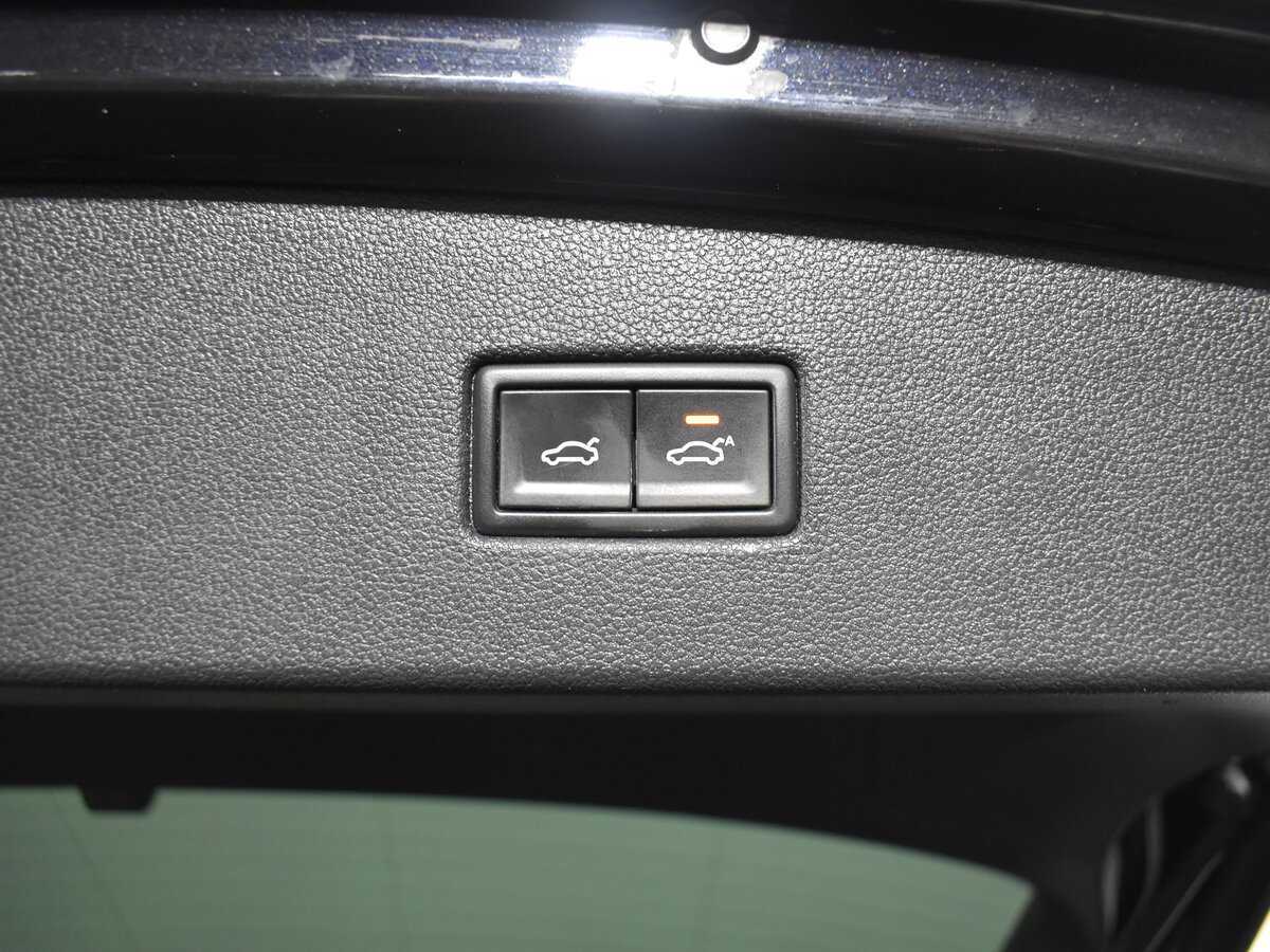 Купить Volkswagen Tiguan с пробегом. Фото: #12