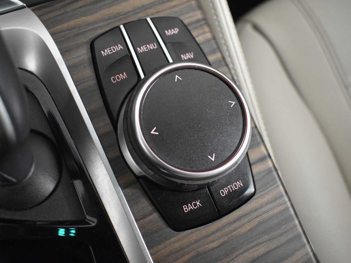 Купить BMW 5 серии с пробегом. Фото: #19