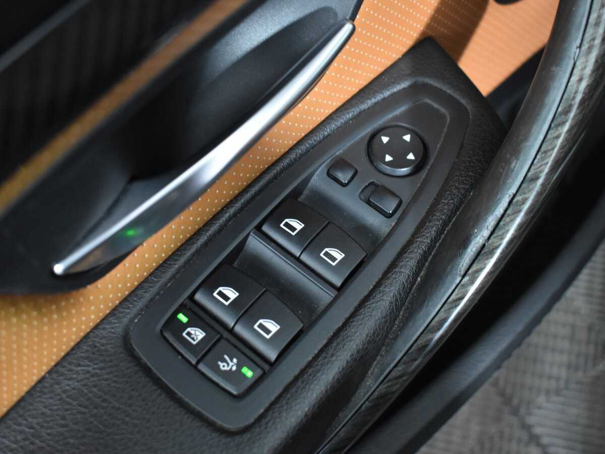 Купить BMW 3 серии с пробегом. Фото: #8