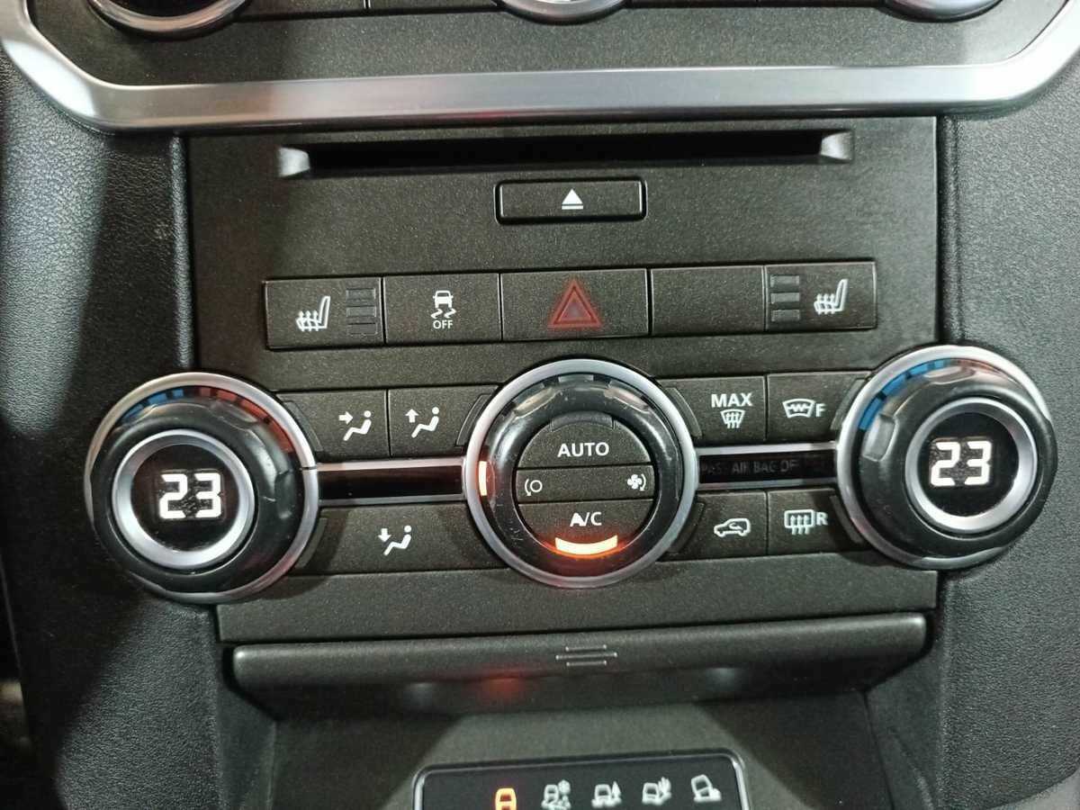 Купить Land Rover Discovery с пробегом. Фото: #14